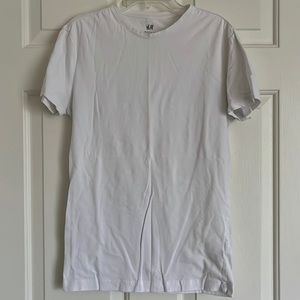 H&M white t-shirt